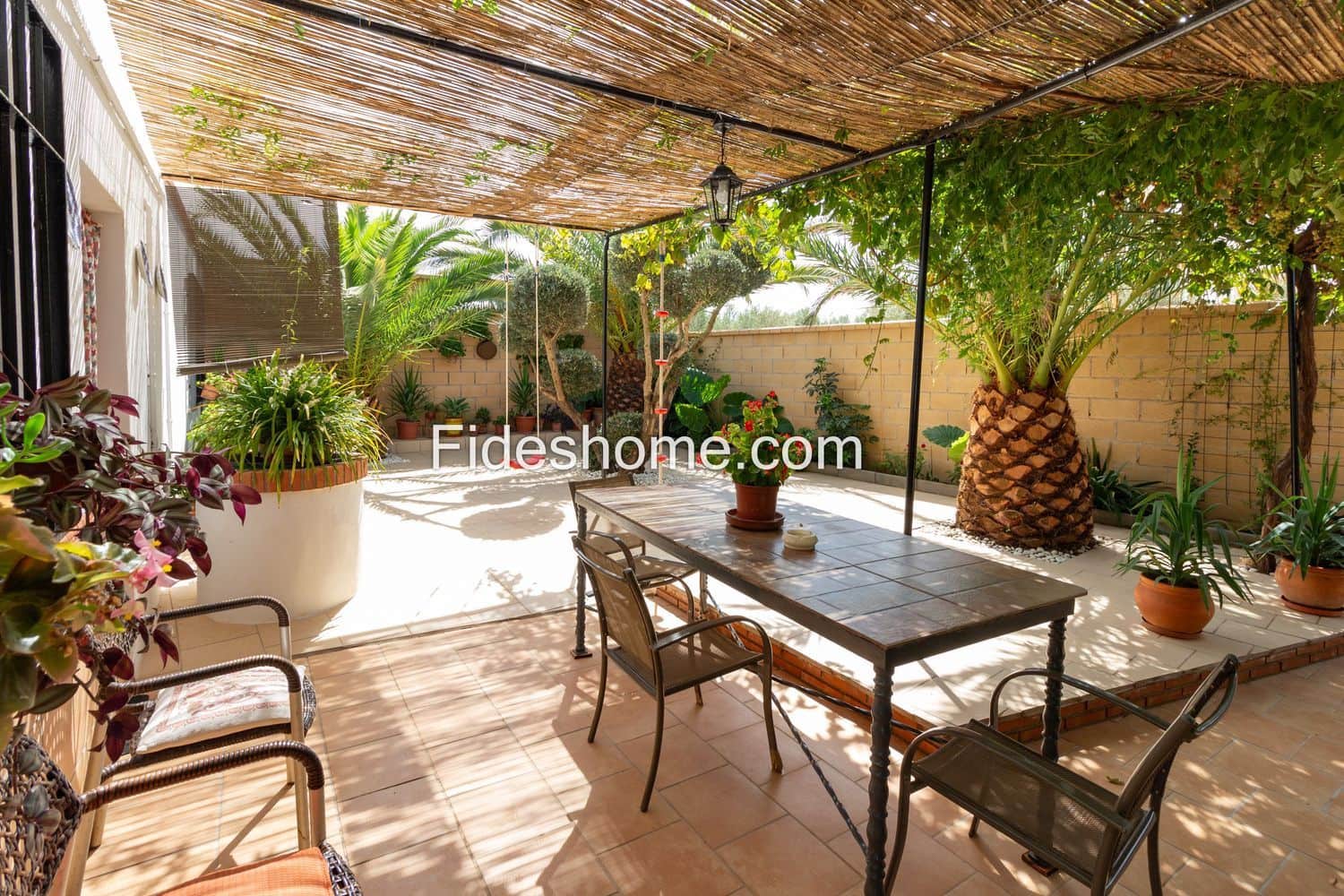 4 soveværelse Finca/Landehus til salg i Durcal med swimmingpool garage - € 220.000 (Ref: 9217043)