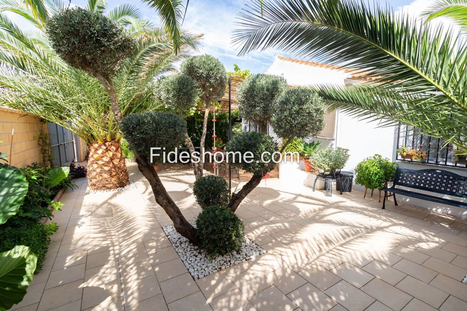 4 soveværelse Finca/Landehus til salg i Durcal med swimmingpool garage - € 220.000 (Ref: 9217043)