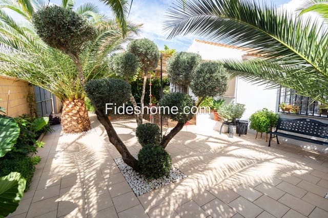 4 soveværelse Finca/Landehus til salg i Dúrcal med swimmingpool garage - € 220.000 (Ref: 9217043)