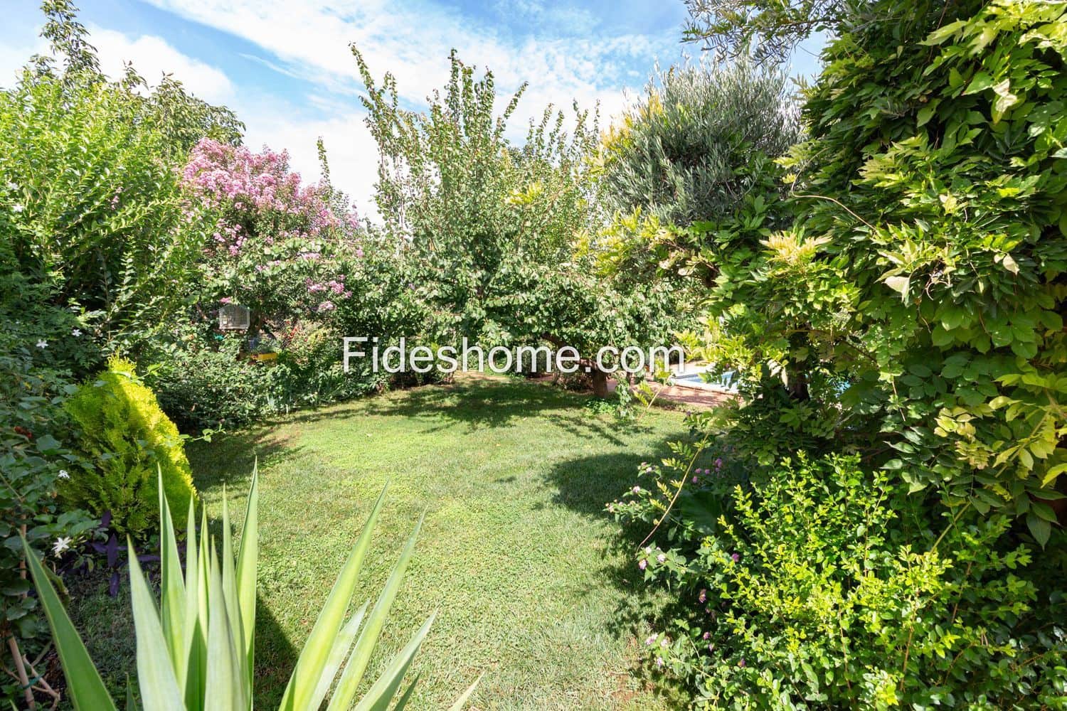 4 soveværelse Finca/Landehus til salg i Durcal med swimmingpool garage - € 220.000 (Ref: 9217043)