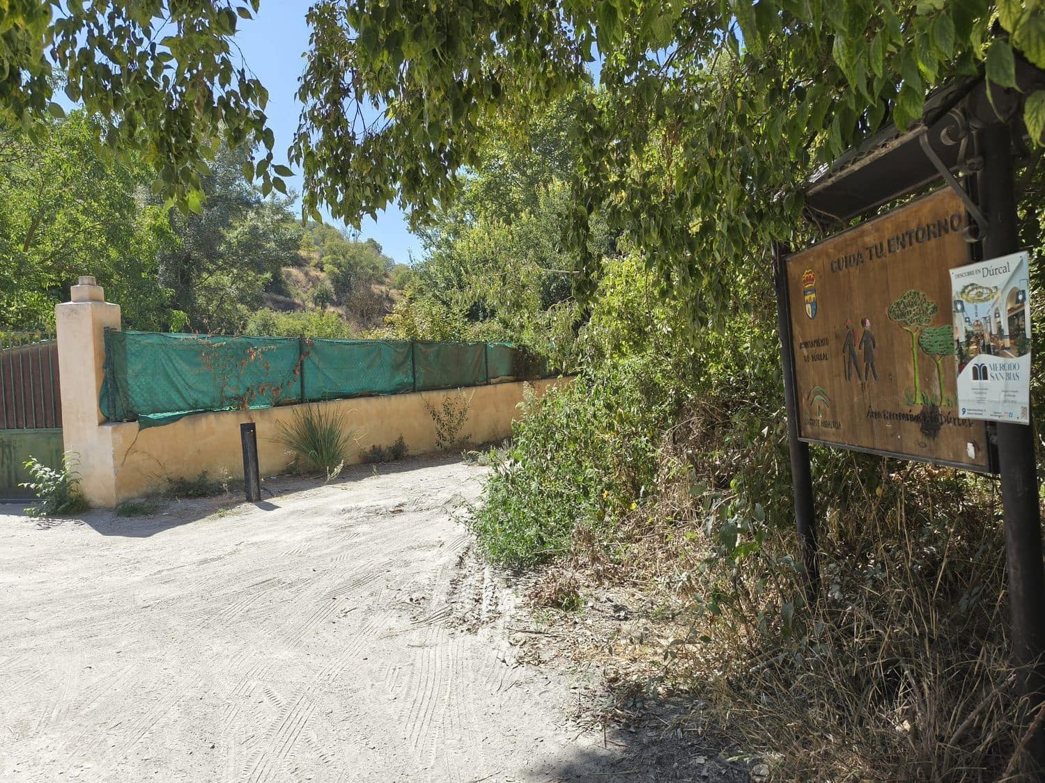 Ubebygd land til salgs i Durcal - € 18 000 (Ref: 9264004)