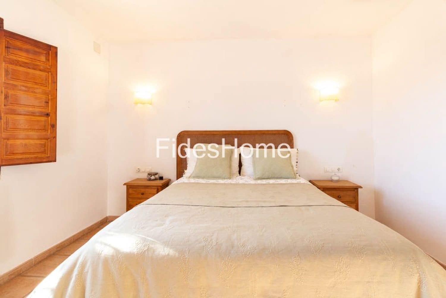 4 bedroom Townhouse for sale in Niguelas with pool garage - € 390,000 (Ref: 9290989)