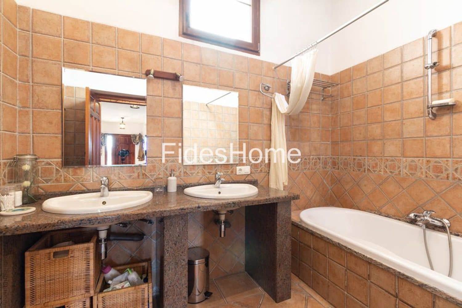 4 bedroom Townhouse for sale in Niguelas with pool garage - € 390,000 (Ref: 9290989)