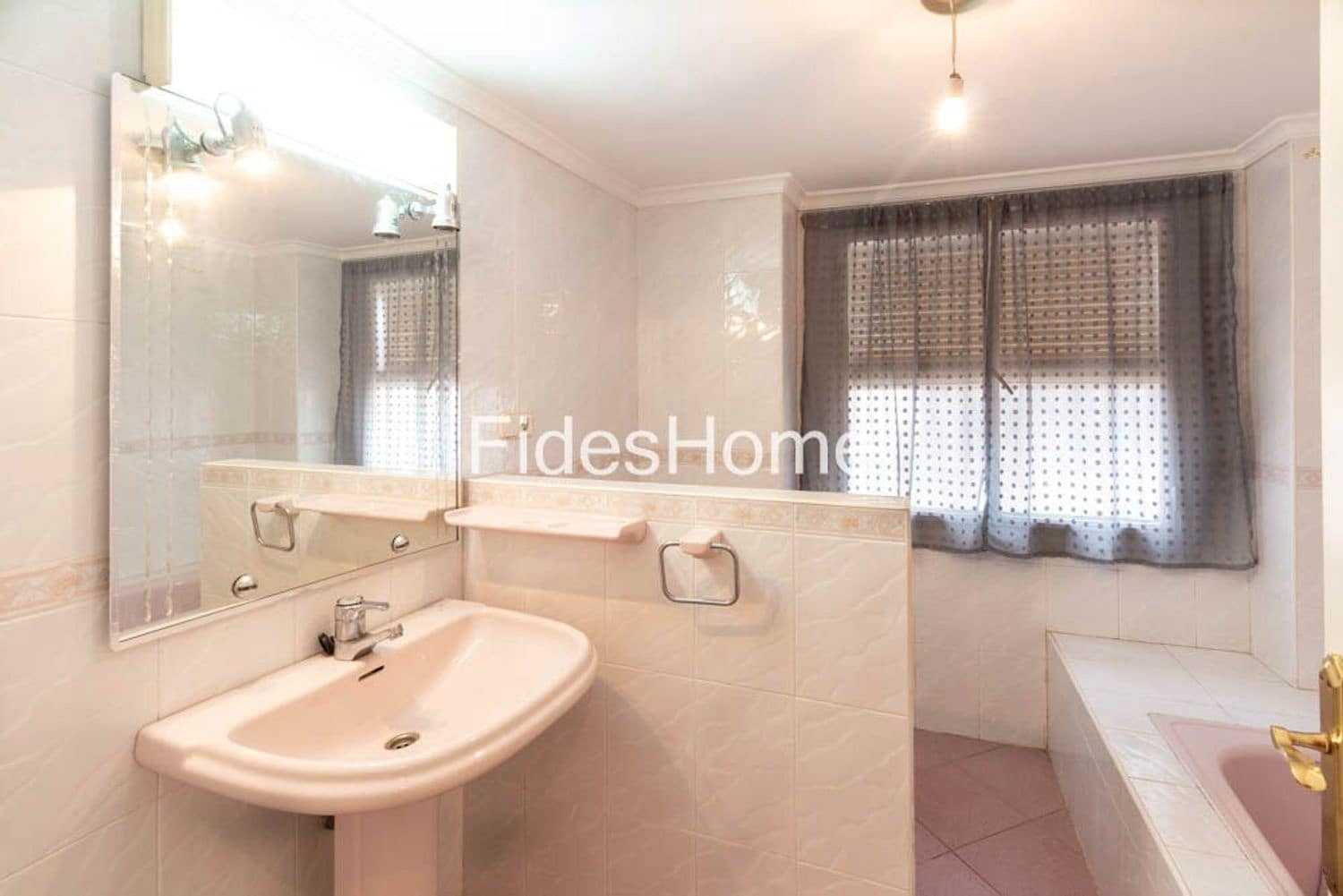 4 soverom Hus til salgs i Motril med garasje - € 229 000 (Ref: 9310209)