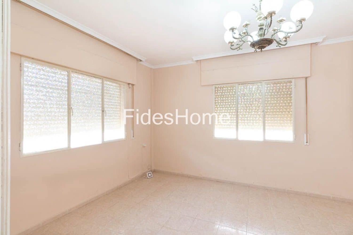 4 soverom Hus til salgs i Motril med garasje - € 229 000 (Ref: 9310209)