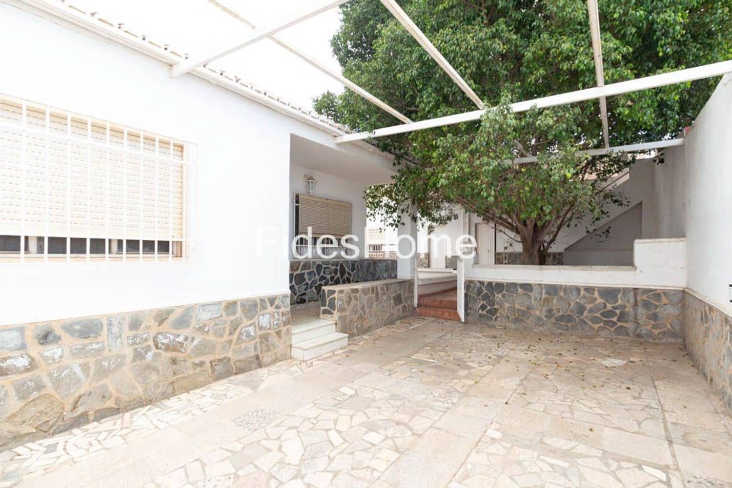 4 soverom Hus til salgs i Motril med garasje - € 229 000 (Ref: 9310209)