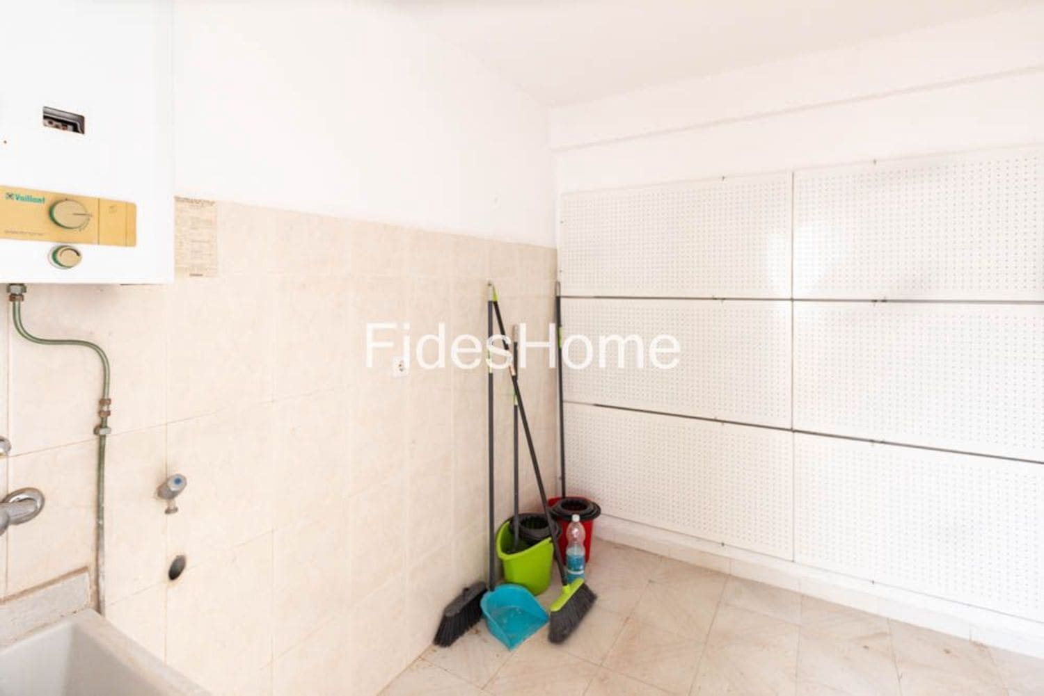 4 soverom Hus til salgs i Motril med garasje - € 229 000 (Ref: 9310209)