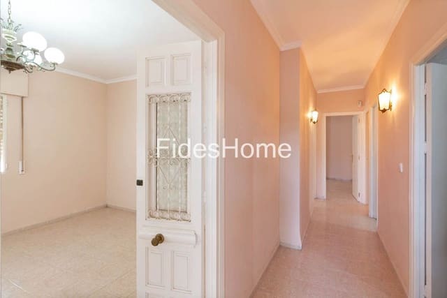 4 soveværelse Byhus til salg i Motril med garage - € 229.000 (Ref: 9310209)