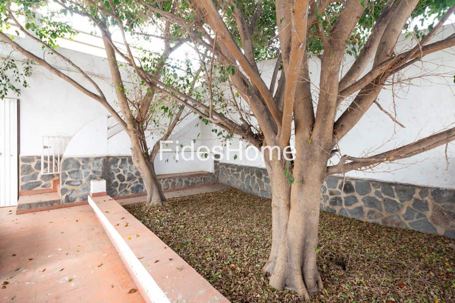 4 soverom Hus til salgs i Motril med garasje - € 229 000 (Ref: 9310209)