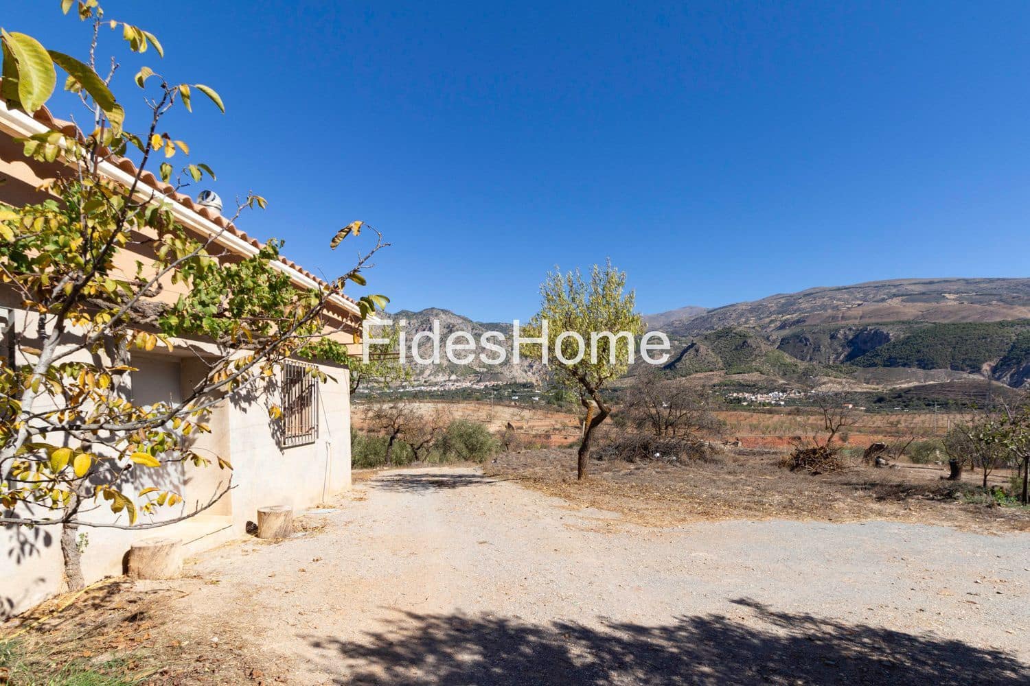 Ubebygd land til salgs i Niguelas - € 195 000 (Ref: 9384995)