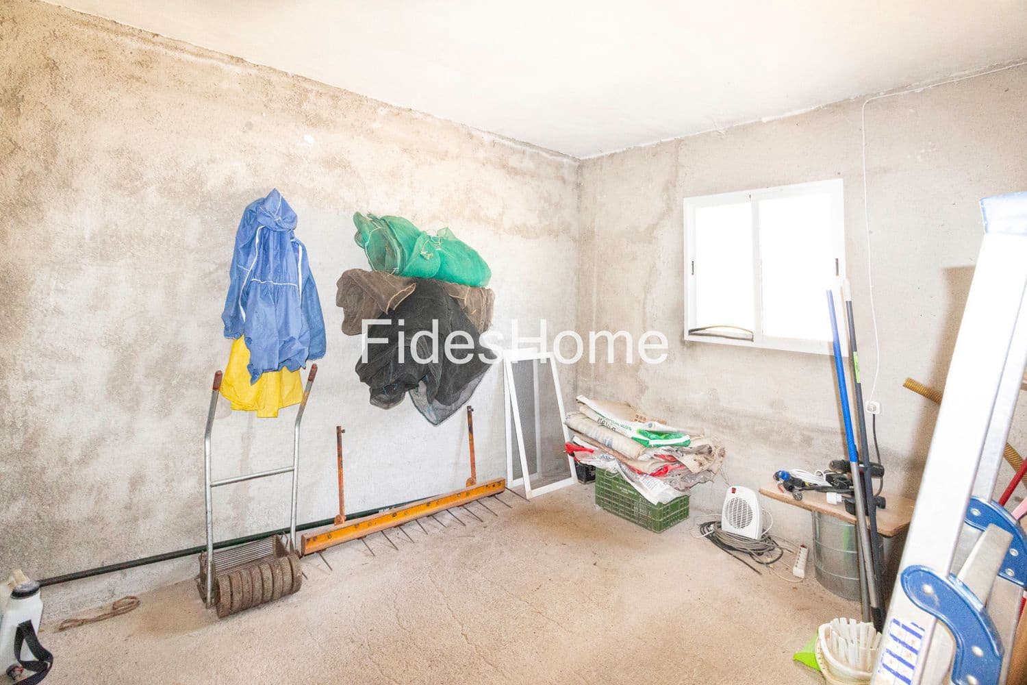 Ubebygd land til salgs i Niguelas - € 195 000 (Ref: 9384995)