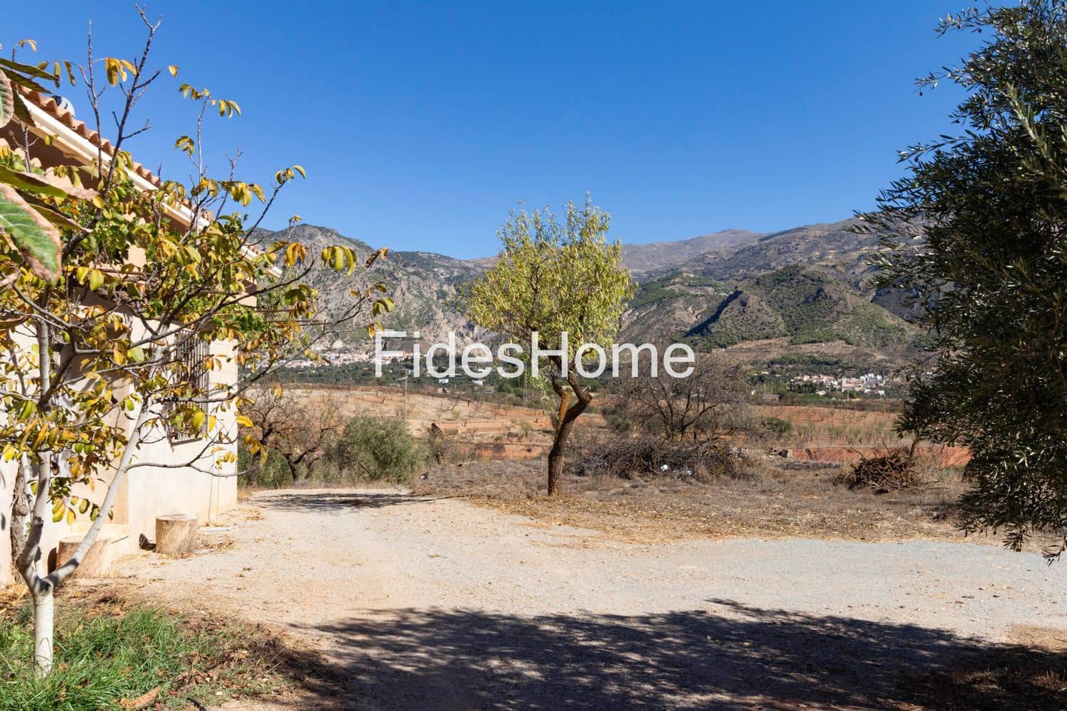 Ubebygd land til salgs i Niguelas - € 195 000 (Ref: 9384995)