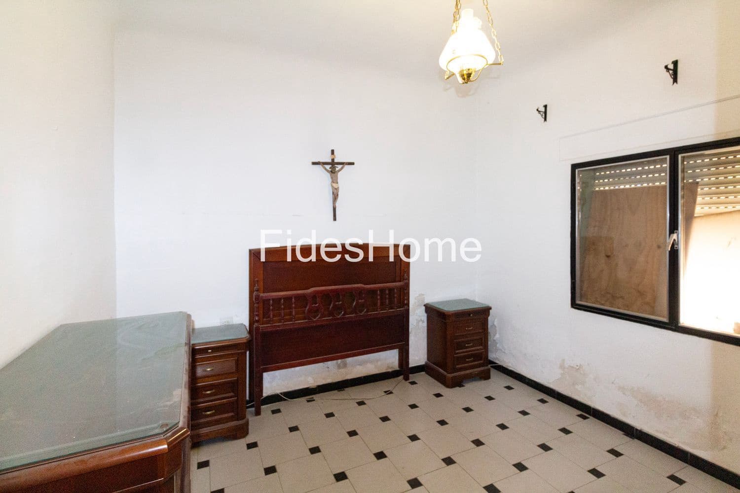 3 bedroom Townhouse for sale in Durcal with garage - € 90,000 (Ref: 9436707)