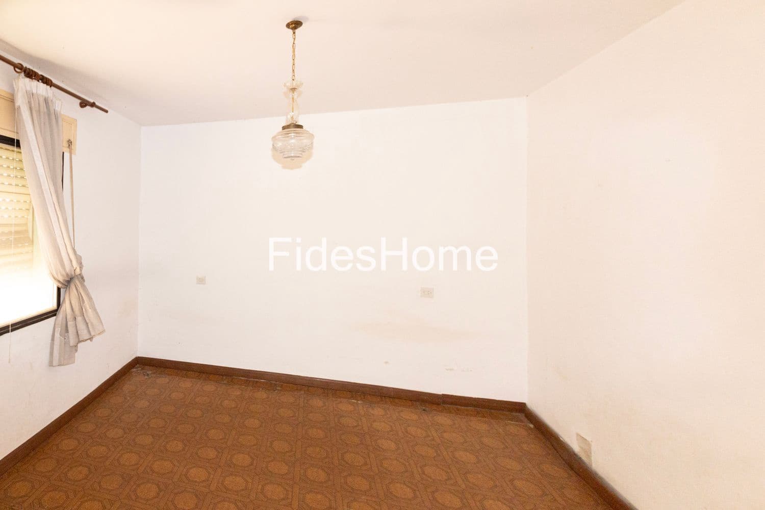 3 bedroom Townhouse for sale in Durcal with garage - € 90,000 (Ref: 9436707)