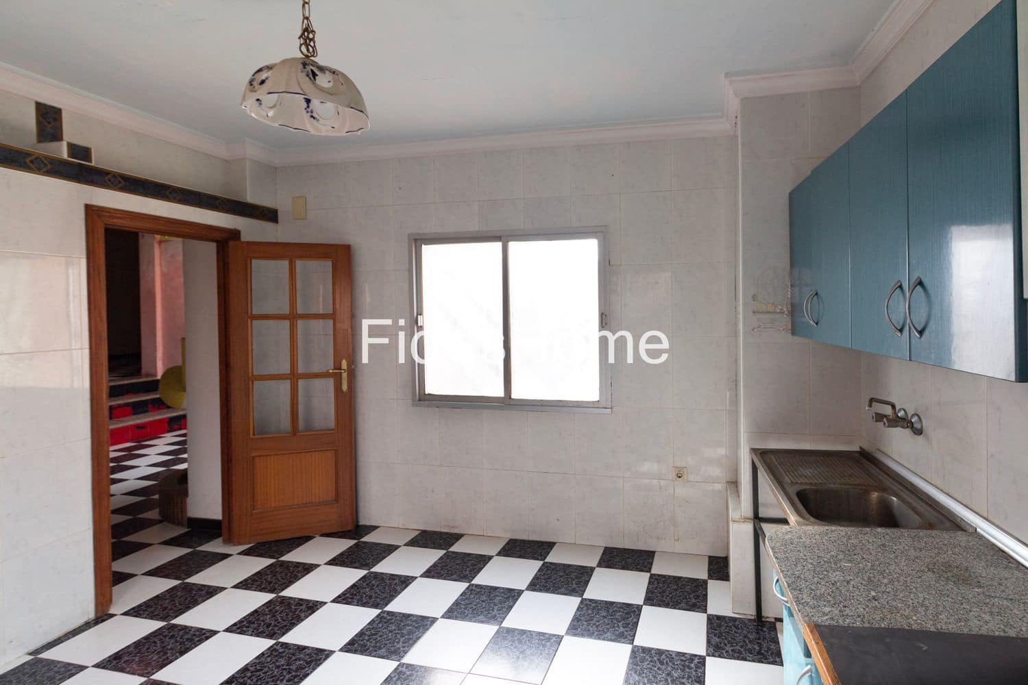 3 bedroom Townhouse for sale in Durcal with garage - € 90,000 (Ref: 9436707)