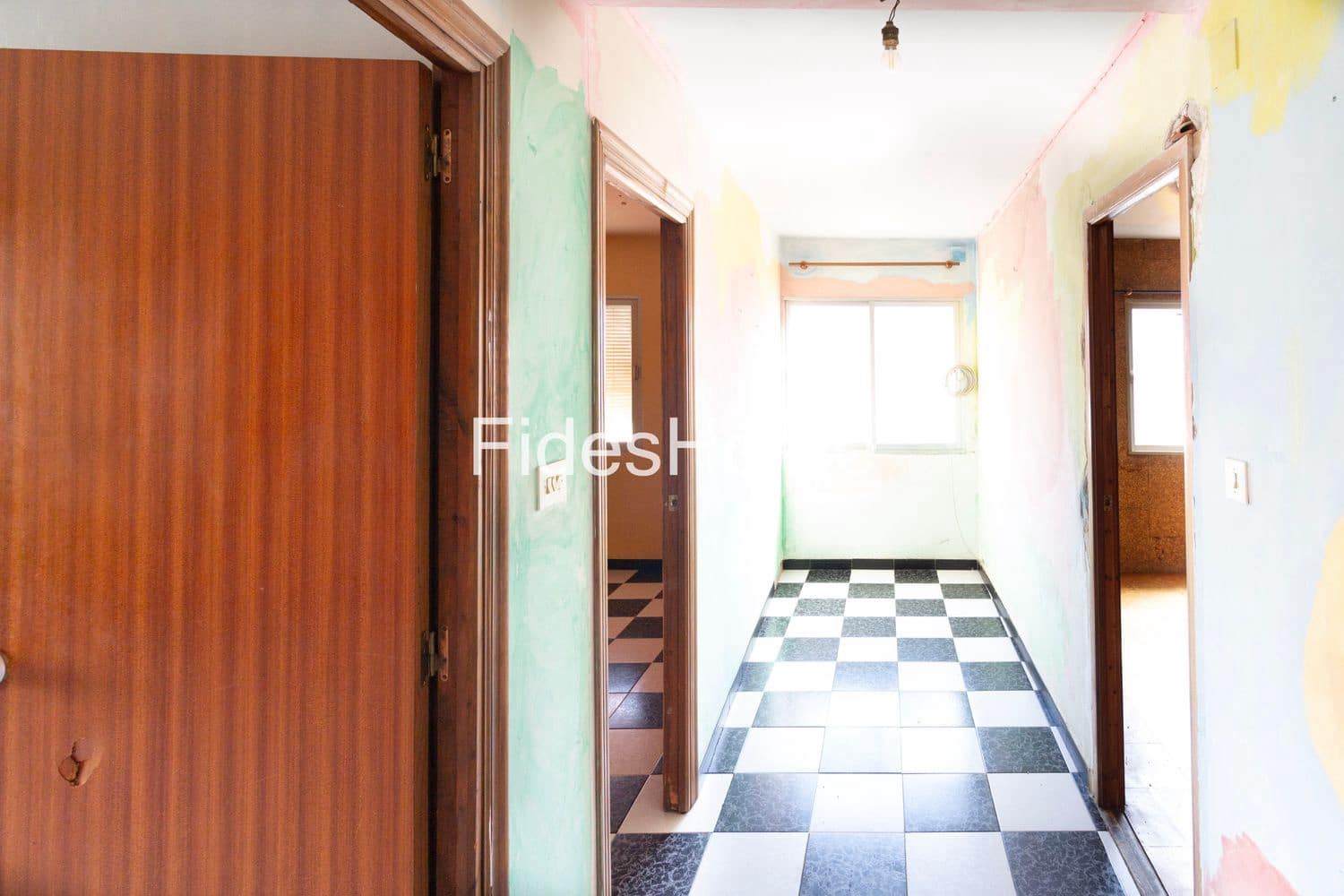 3 bedroom Townhouse for sale in Durcal with garage - € 90,000 (Ref: 9436707)