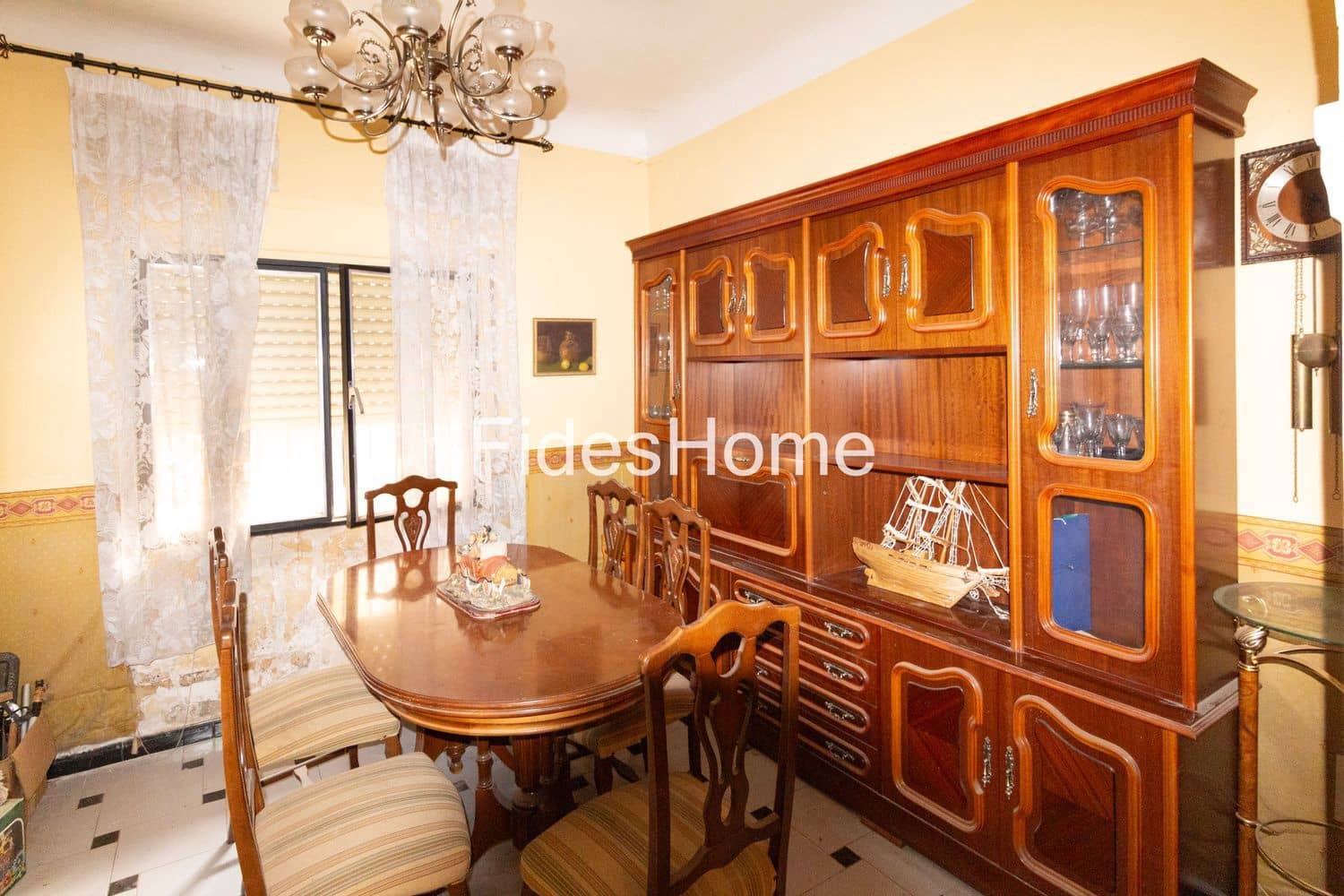 3 bedroom Townhouse for sale in Durcal with garage - € 90,000 (Ref: 9436707)