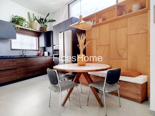 2 soverom Hus til salgs i Nigüelas med garasje - € 180 000 (Ref: 9467949)