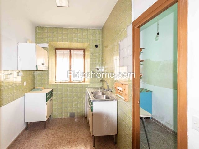 6 bedroom Finca/Country House for sale in Pinos del Valle, El Pinar with garage - € 90,000 (Ref: 9473827)