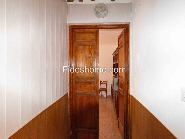 6 bedroom Finca/Country House for sale in Pinos del Valle, El Pinar with garage - € 90,000 (Ref: 9473827)