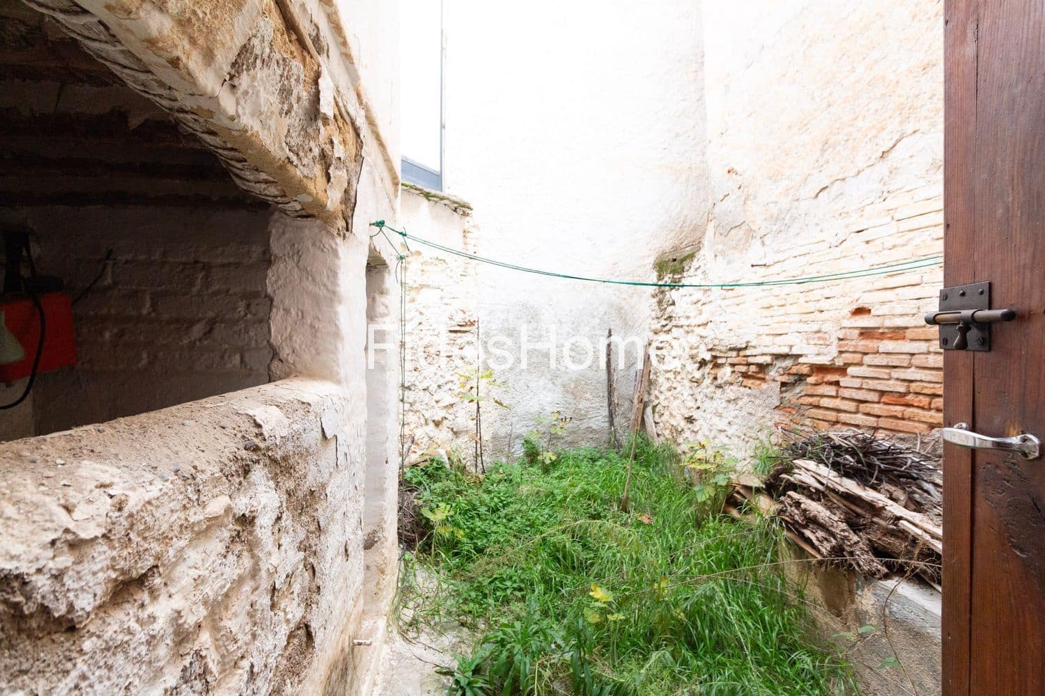 2 bedroom Finca/Country House for sale in Restabal with garage - € 59,000 (Ref: 9525913)