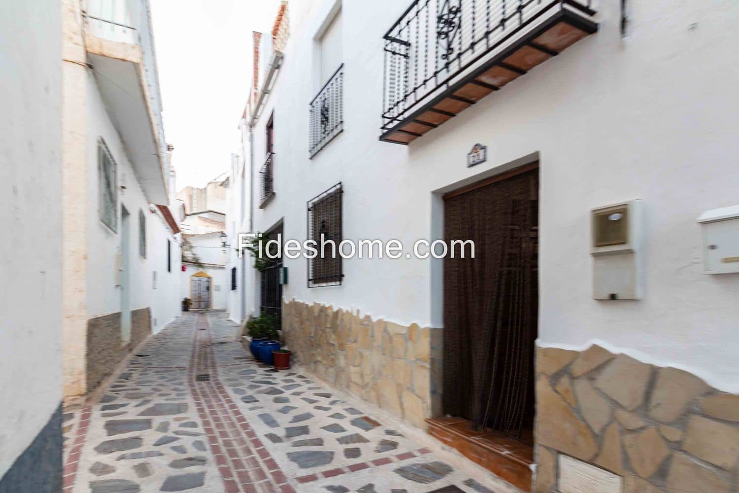 Byhus til leje i Guajar Faraguit - € 400 (Ref: 9614722)