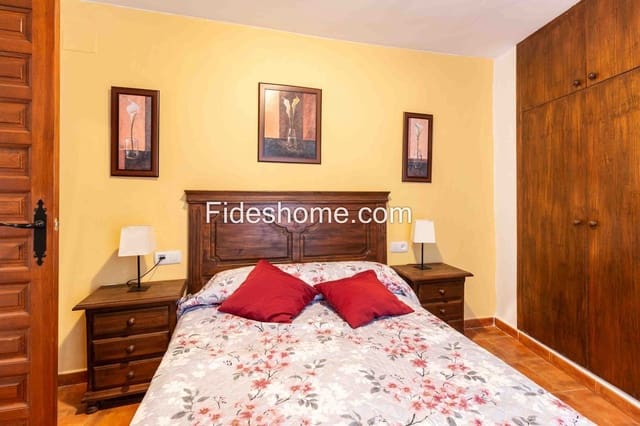 Casa em Banda para arrendar em Guajar Faraguit, Los Guajares - 400 € (Ref: 9614722)