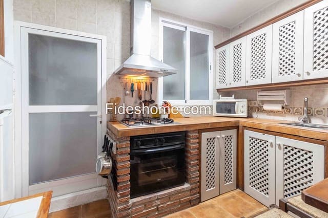 Casa em Banda para arrendar em Guajar Faraguit, Los Guajares - 400 € (Ref: 9614722)