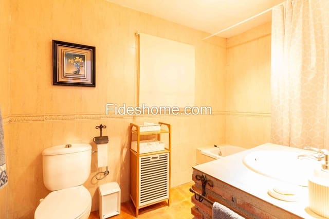 Casa em Banda para arrendar em Guajar Faraguit, Los Guajares - 400 € (Ref: 9614722)