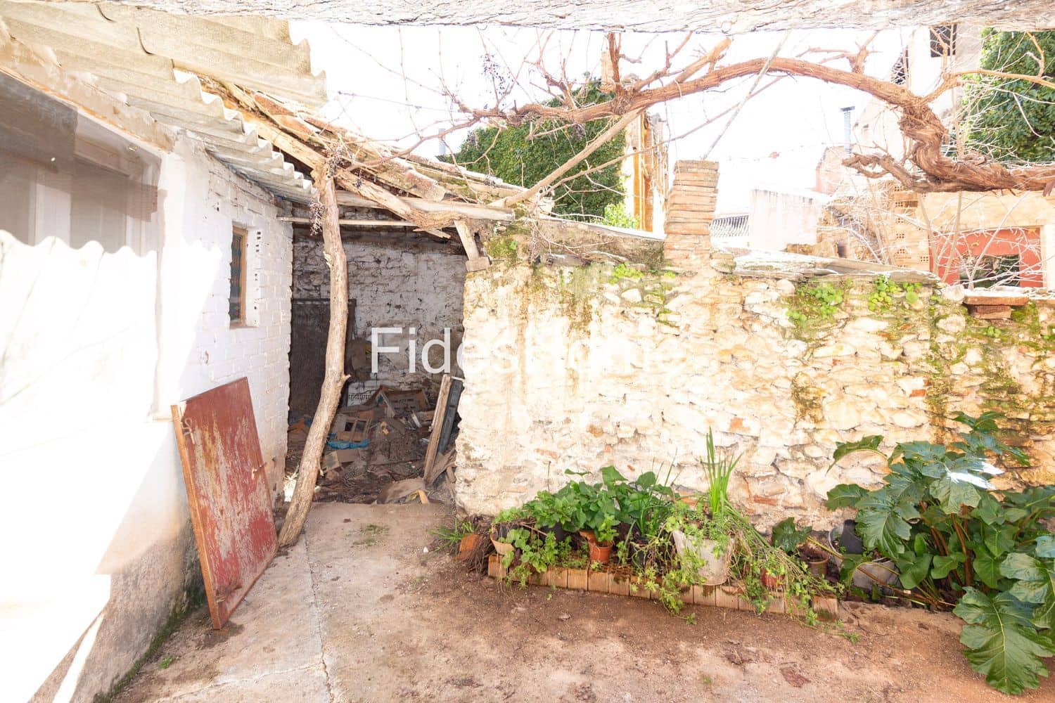 5 soverom Hus til salgs i Durcal med garasje - € 79 900 (Ref: 9624229)