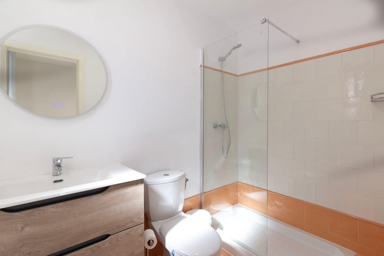 2 makuuhuone Huoneisto vuokrattavana paikassa Lecrin mukana uima-altaan 
autotalli - 700 € (Ref: 9624230)