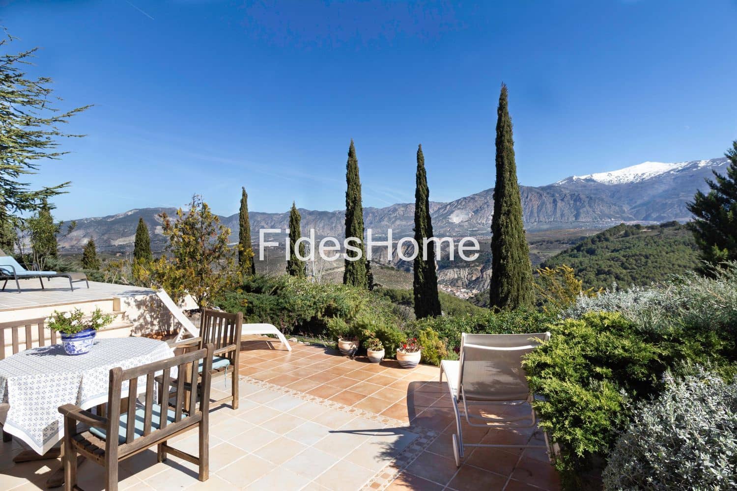 3 makuuhuone Maalaistalo myytävänä paikassa Villamena mukana uima-altaan 
autotalli - 875 000 € (Ref: 9629632)