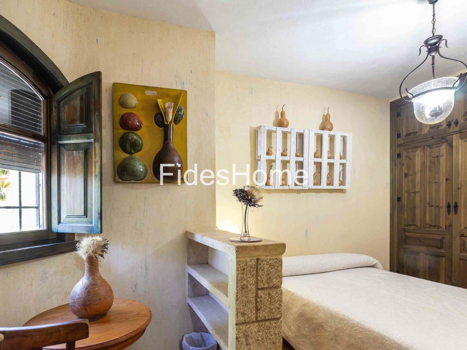 5 makuuhuone Huvila myytävänä paikassa Niguelas mukana uima-altaan 
autotalli - 495 000 € (Ref: 9632909)