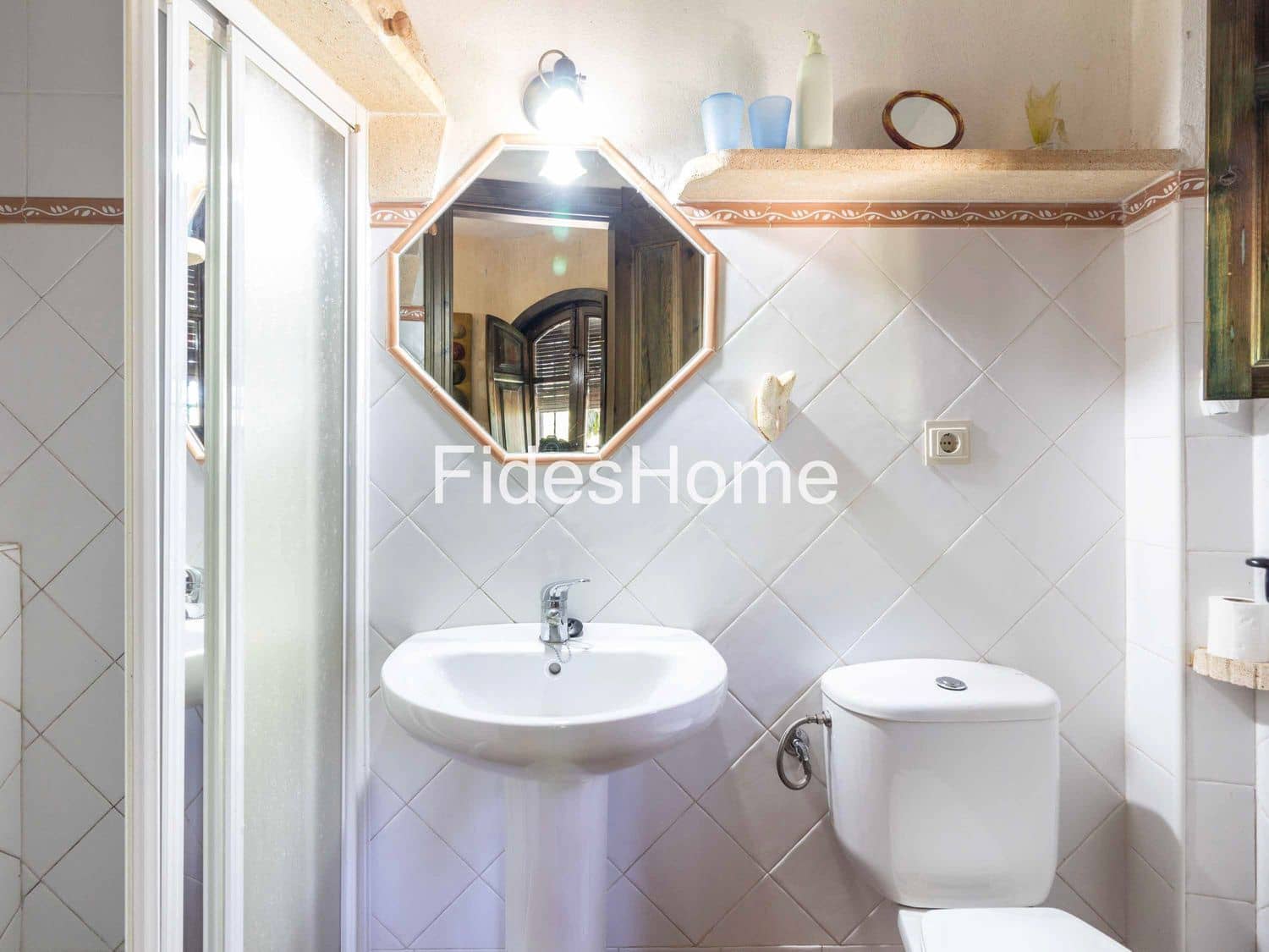 5 makuuhuone Huvila myytävänä paikassa Niguelas mukana uima-altaan 
autotalli - 495 000 € (Ref: 9632909)