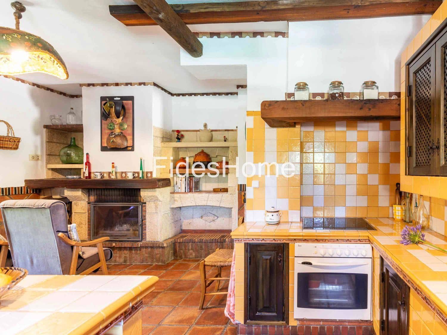 5 makuuhuone Huvila myytävänä paikassa Niguelas mukana uima-altaan 
autotalli - 495 000 € (Ref: 9632909)