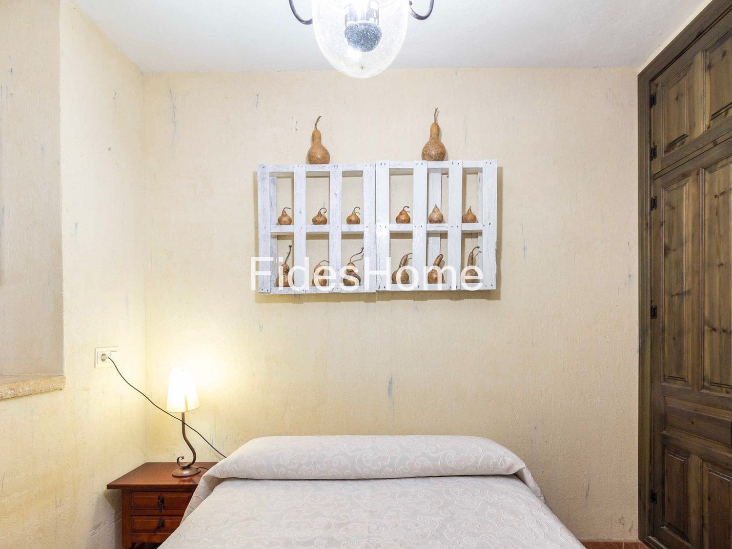 5 makuuhuone Huvila myytävänä paikassa Niguelas mukana uima-altaan 
autotalli - 495 000 € (Ref: 9632909)