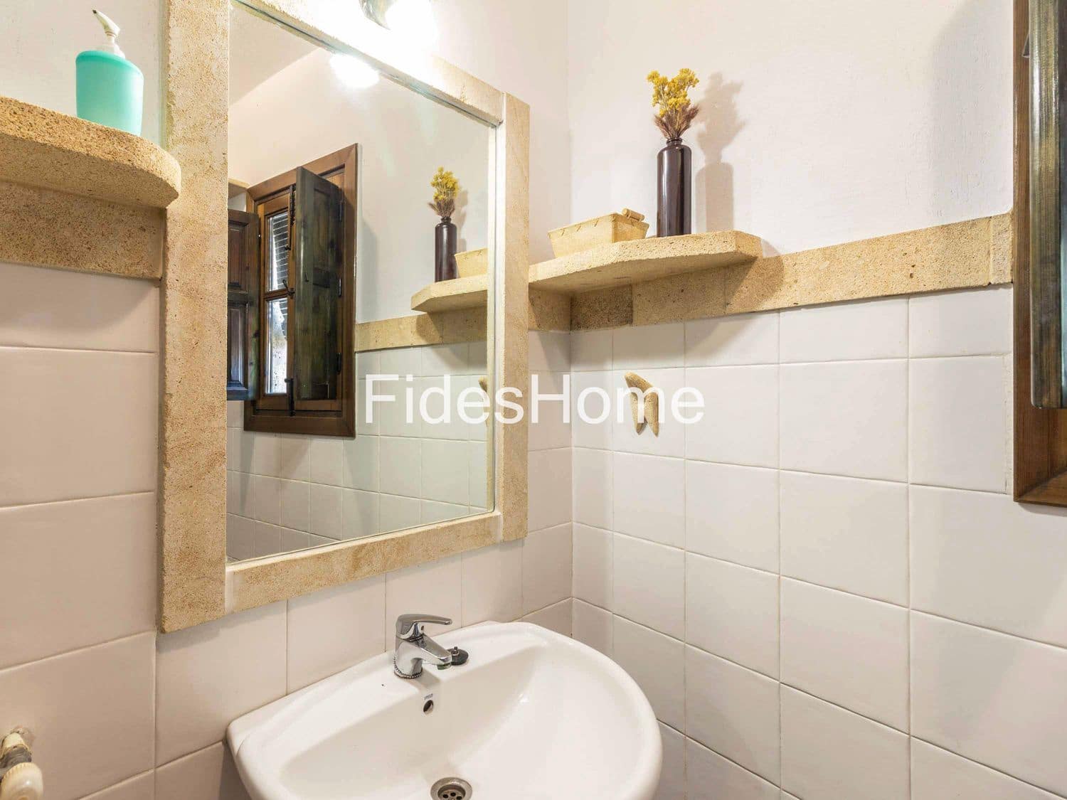 5 makuuhuone Huvila myytävänä paikassa Niguelas mukana uima-altaan 
autotalli - 495 000 € (Ref: 9632909)