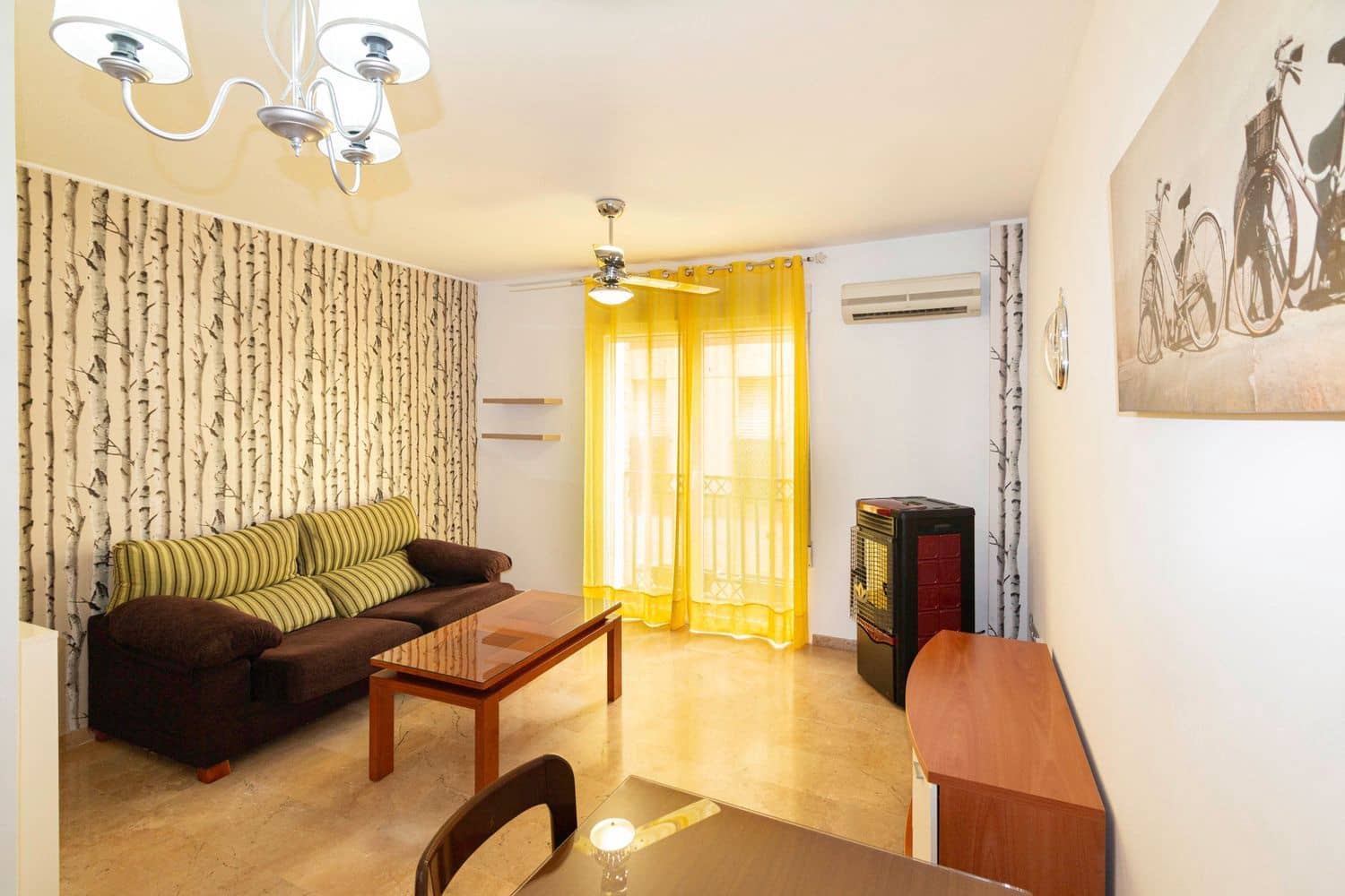 2 slaapkamer Appartement te huur in Durcal met garage - € 550 (Ref: 9647707)