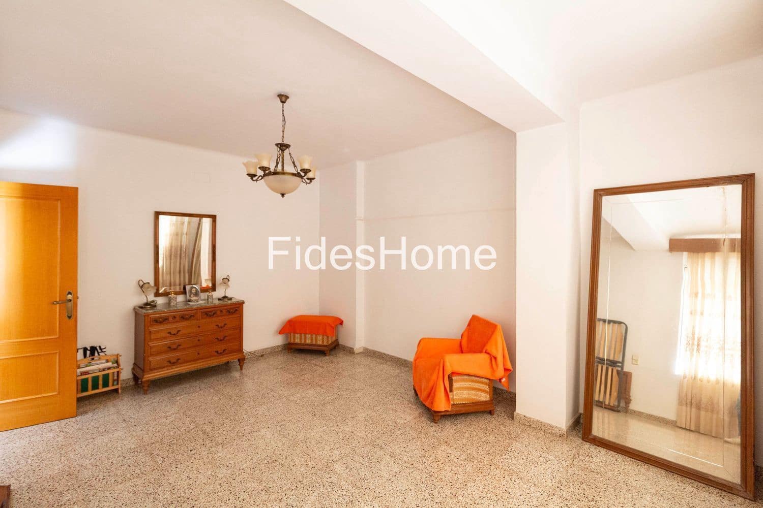 3 sovrum Hus till salu i Durcal med garage - 226 000 € (Ref: 9690028)