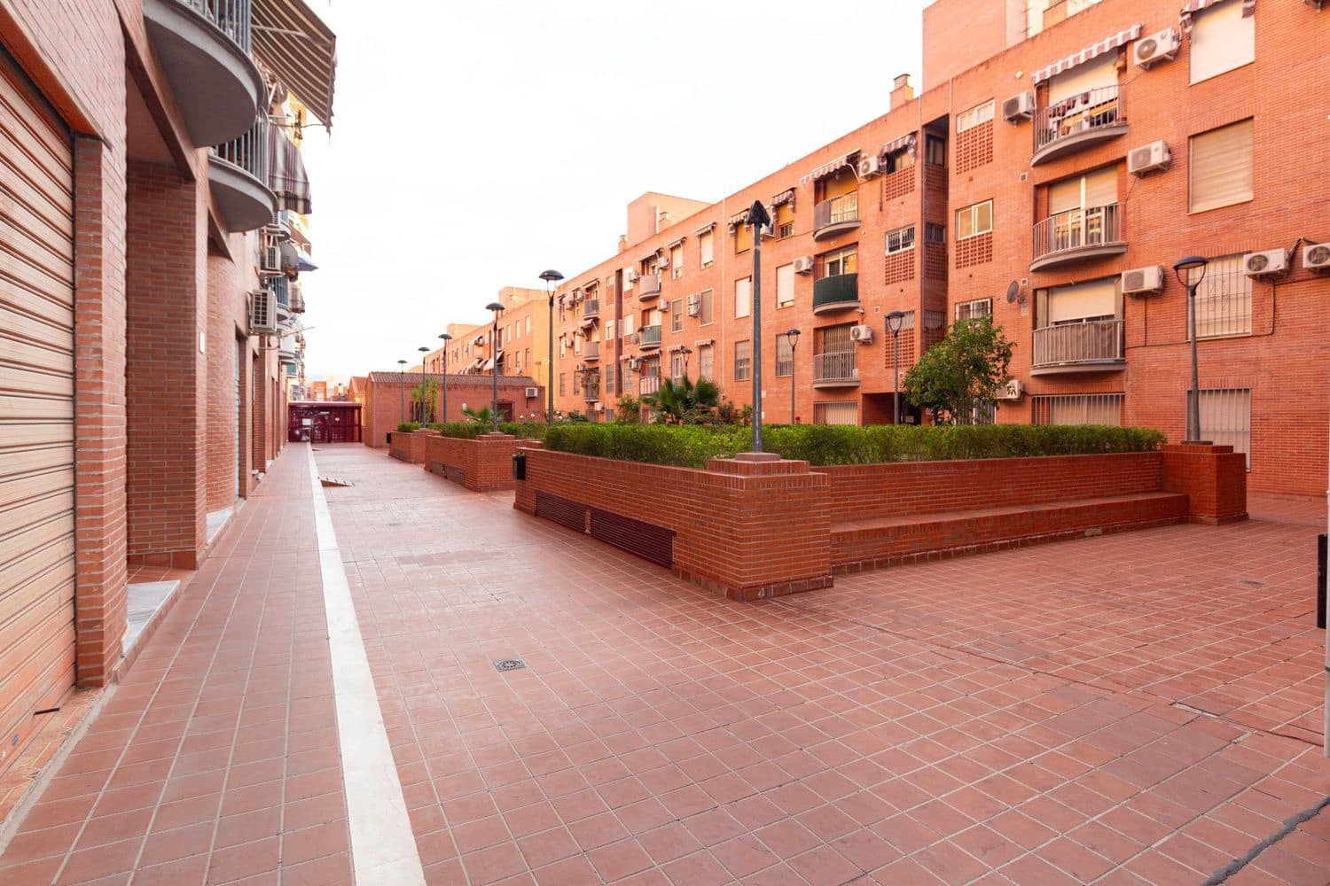 3 bedroom Apartment for rent in Granada city with garage - € 750 (Ref: 9714331)