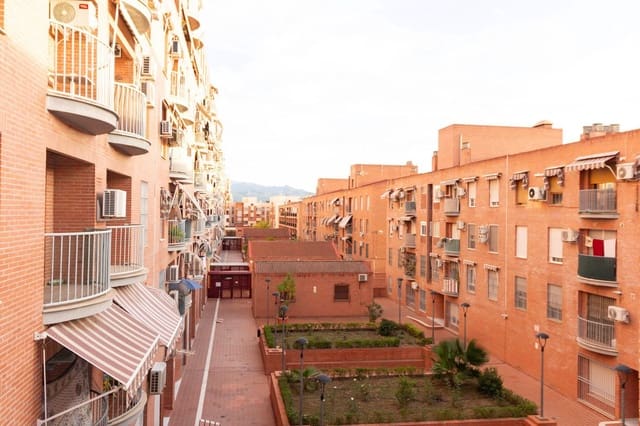 3 bedroom Apartment for rent in Almanjayar, Granada city with garage - € 750 (Ref: 9714331)