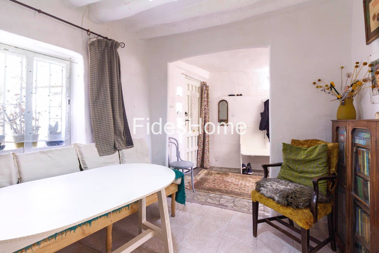 4 bedroom Townhouse for sale in Niguelas with garage - € 200,000 (Ref: 9735025)