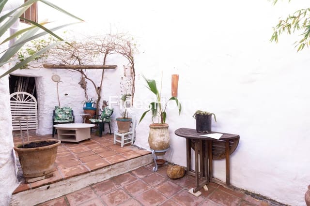 Casa de 4 habitaciones en Nigüelas en venta con garaje - 200.000 € (Ref: 9735025)