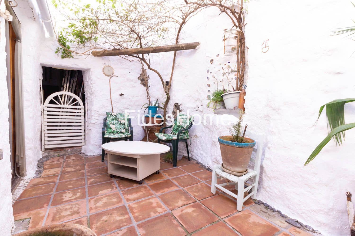 4 bedroom Townhouse for sale in Niguelas with garage - € 200,000 (Ref: 9735025)