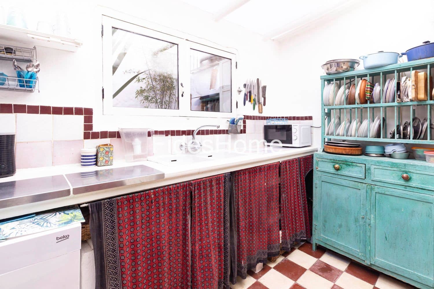 4 bedroom Townhouse for sale in Niguelas with garage - € 200,000 (Ref: 9735025)