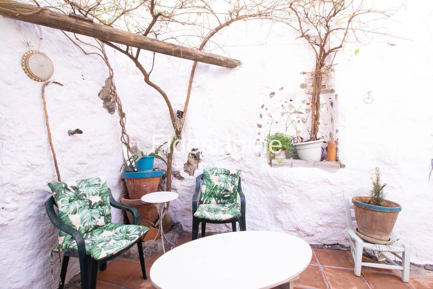 4 bedroom Townhouse for sale in Niguelas with garage - € 200,000 (Ref: 9735025)