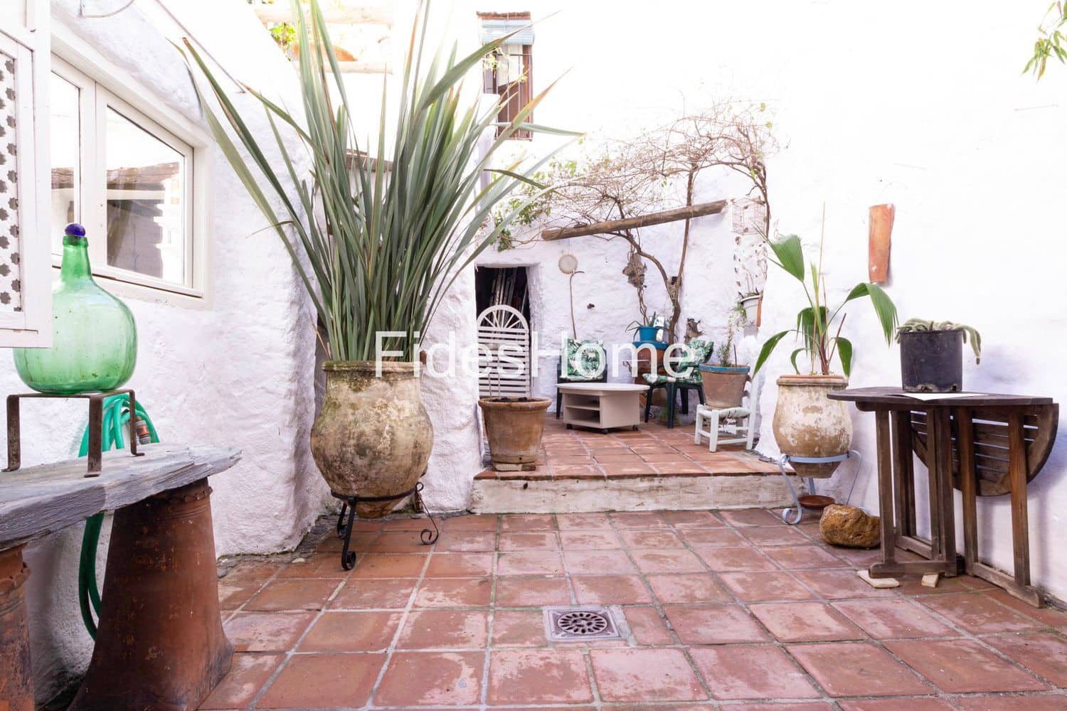 4 bedroom Townhouse for sale in Niguelas with garage - € 200,000 (Ref: 9735025)