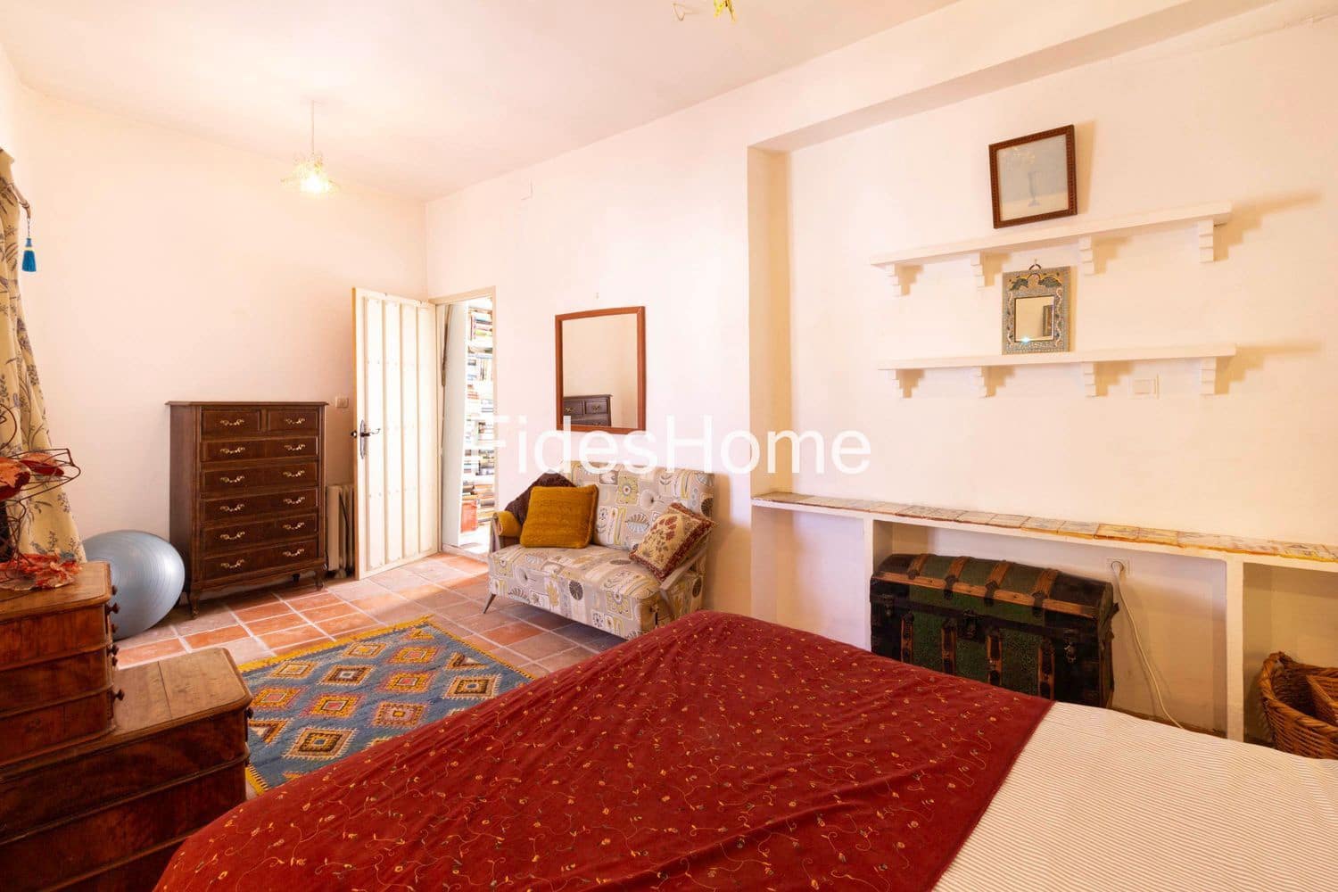 4 bedroom Townhouse for sale in Niguelas with garage - € 200,000 (Ref: 9735025)