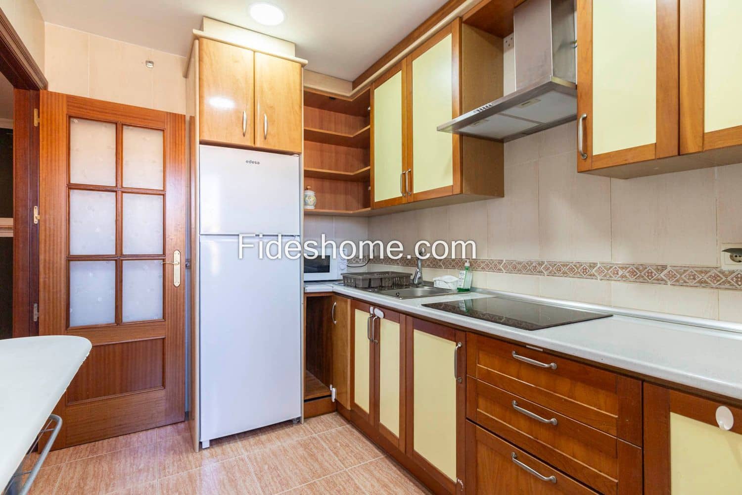 4 bedroom Apartment for sale in Durcal with garage - € 119,500 (Ref: 9737932)