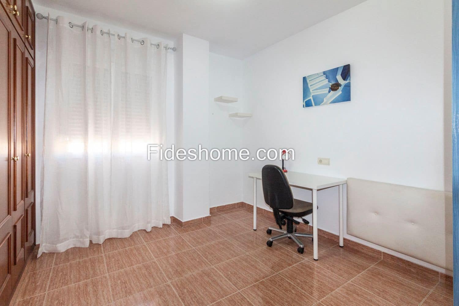 4 bedroom Apartment for sale in Durcal with garage - € 119,500 (Ref: 9737932)